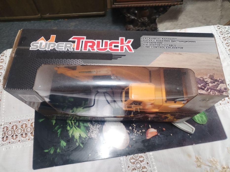 Jucarie Excavator cu telecomanda