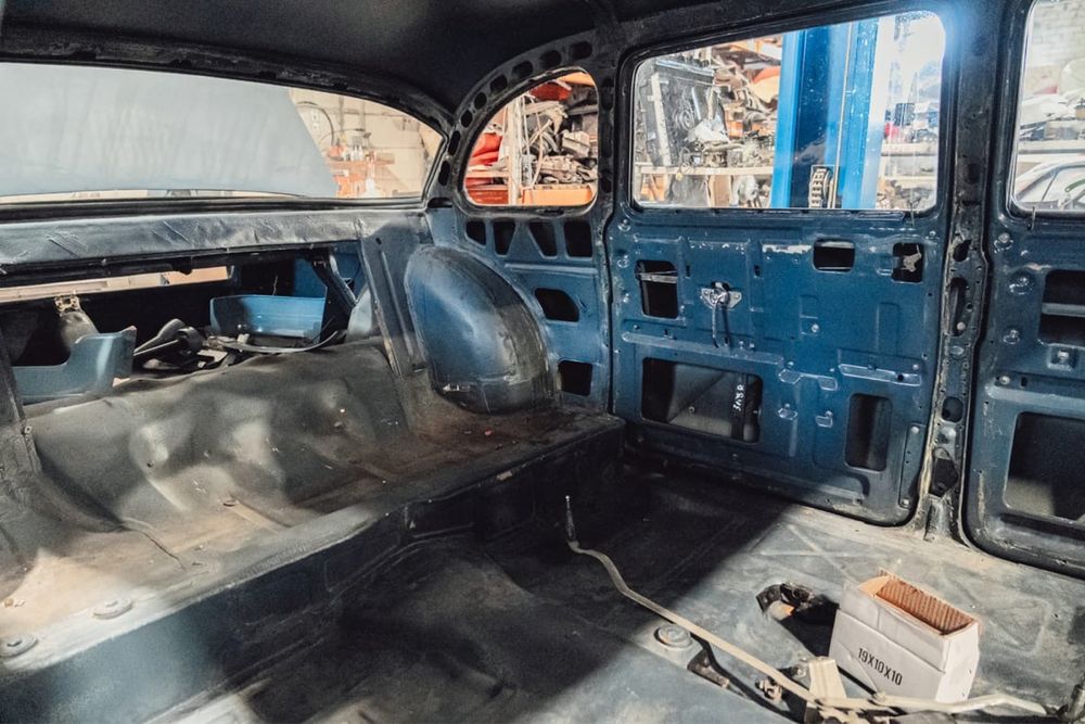 Автомобиль ГАЗ 13 Чайка