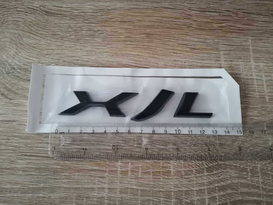 черна емблема лого Ягуар Jaguar XJL