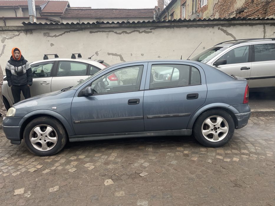 Продавам опел астра