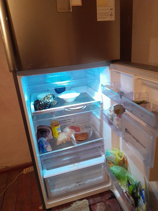 Холодиник  сатылады