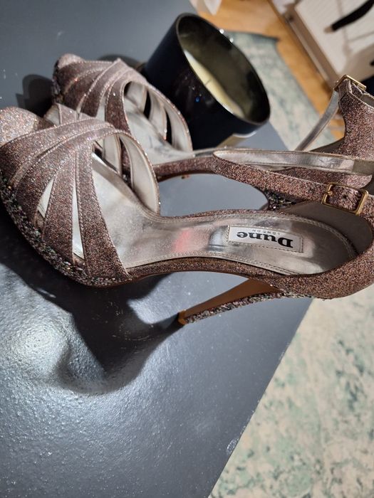 Sandale Dune cu gliter ,noi!