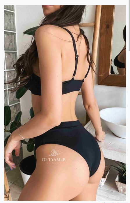 Продам купальник новый