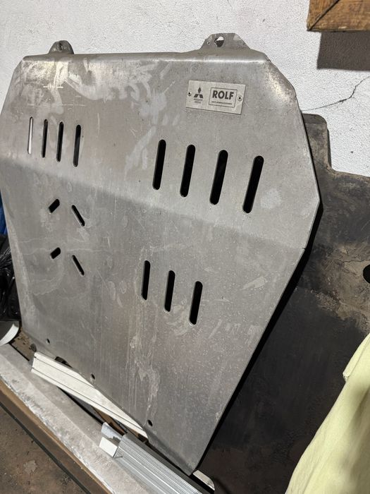 Мицубиси аутландер защита двигателя