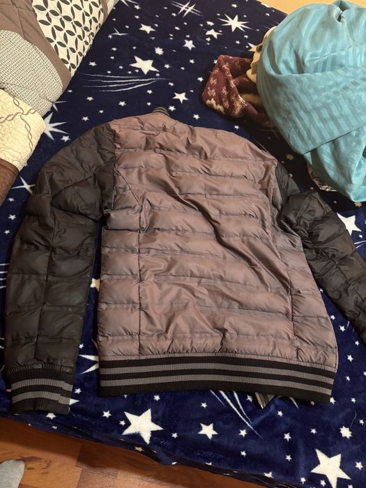 Geaca Timeout California marimea S si geaca Caleb marimea S