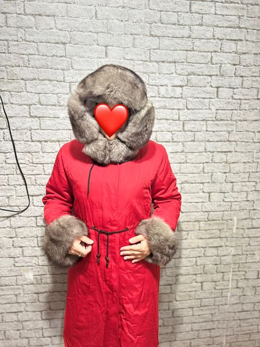 Продам парку состояние отличное