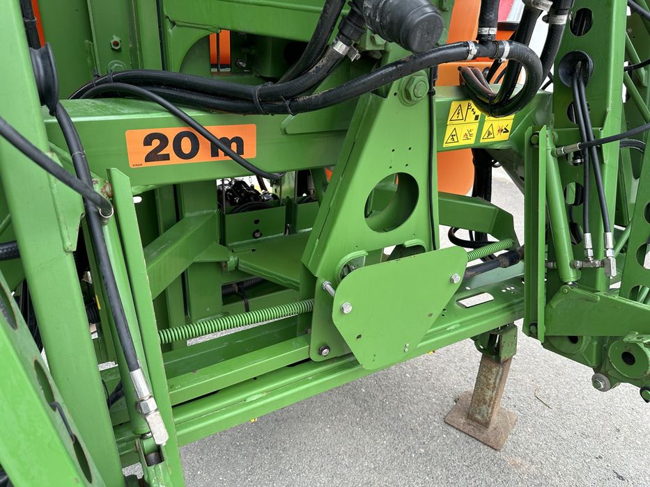 Instalatie de erbicidat AMAZONE UF 1501. 20m