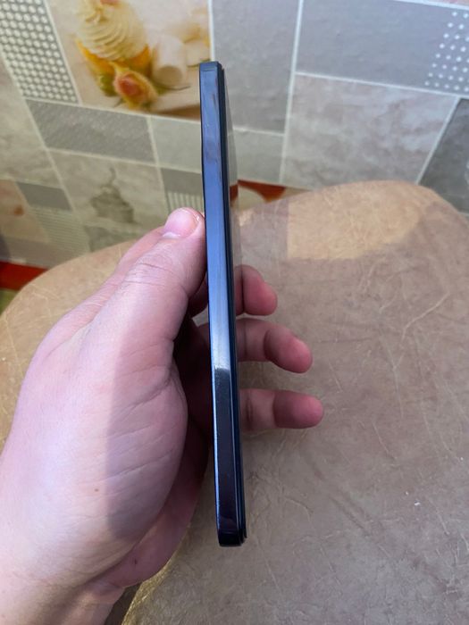 Продам Oppo Reno 12f