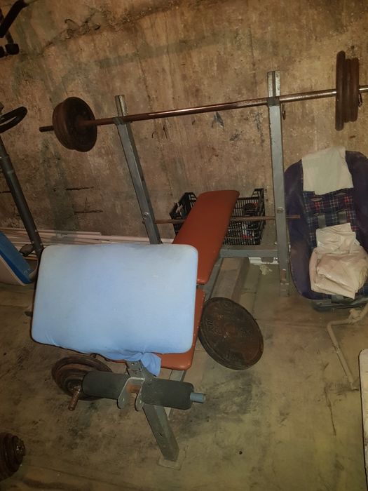 Aparate fitness, greutăți.
