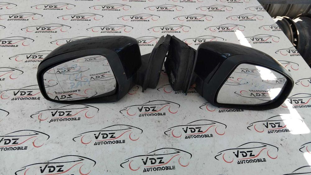 Oglinda stanga-dreapta Ford Focus 3 an 2011 cu rabatare si iluminator