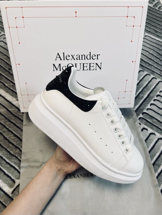Adidasi Alexandre McQueen