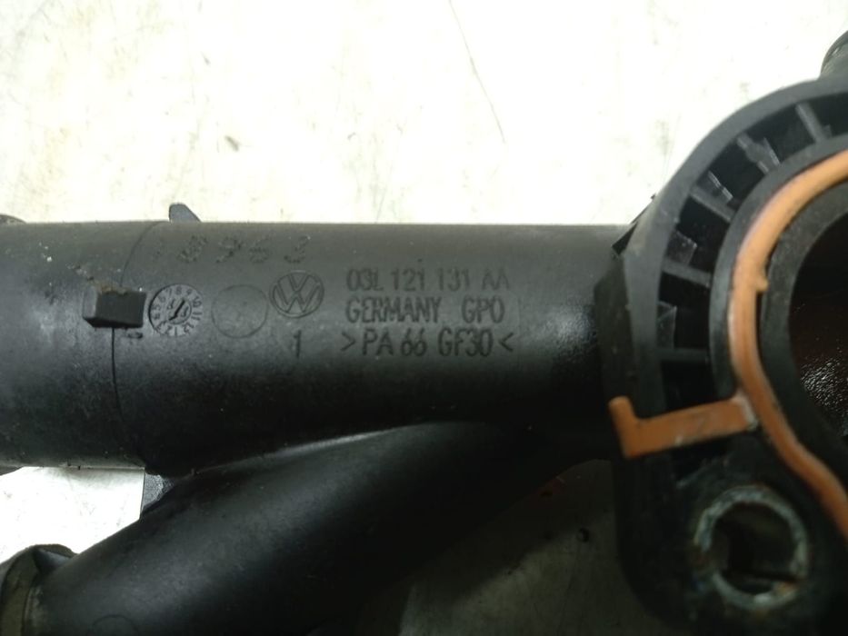 Carcasa termostat 2.0 tdi CFF 03l121131aa Audi A3 8P/8PA [2th facelif