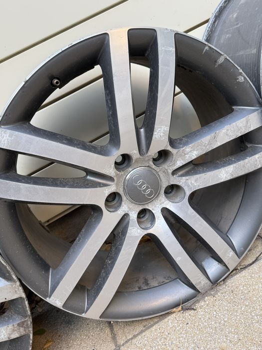 Диски от Audi Q7, диаметр 20
