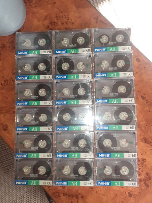 Lot 10 buc casete audio Nina AH 60 stare foarte buna