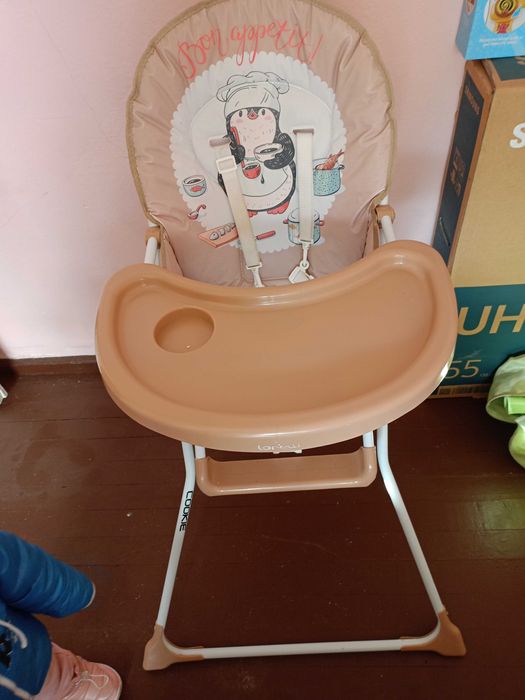 Продава се столче за хранене