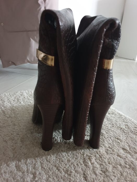 Продам сапоги натуральная кожа