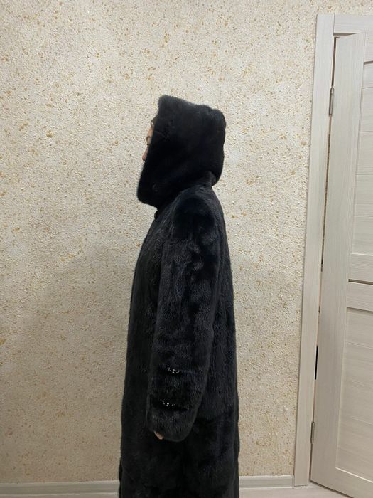 Продам шубу норковую