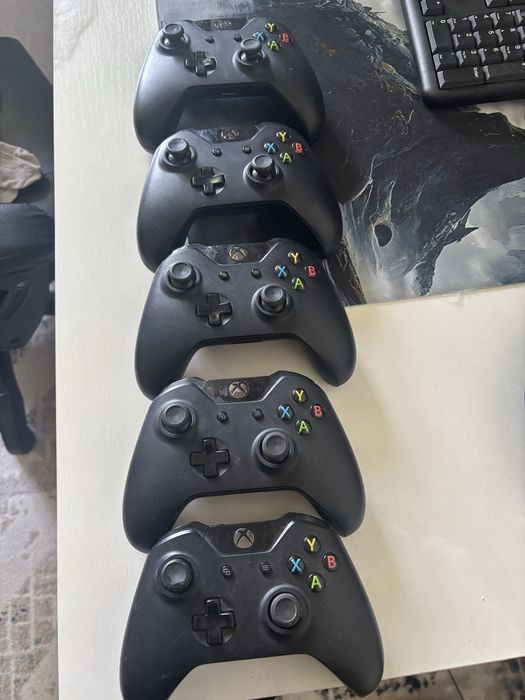 Геймпады xbox 5 штук
