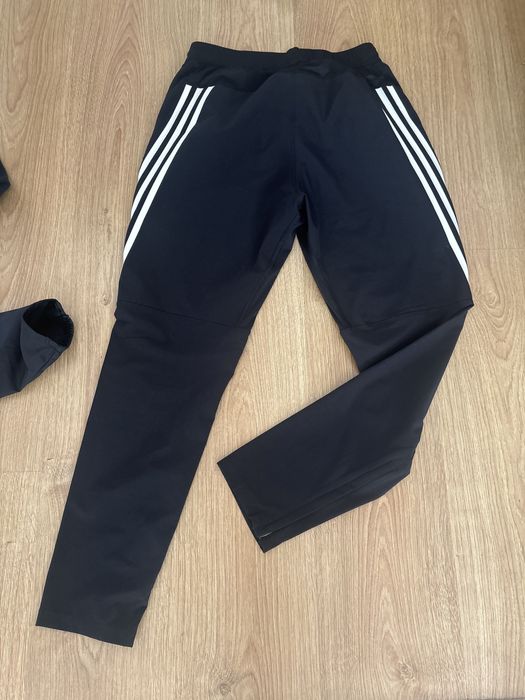 Trening barbatesc Adidas
