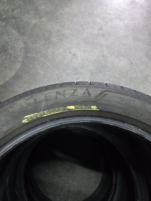 O anvelopa 285/40/21 VARA BRIDGESTONE 2024 Stare excelentă