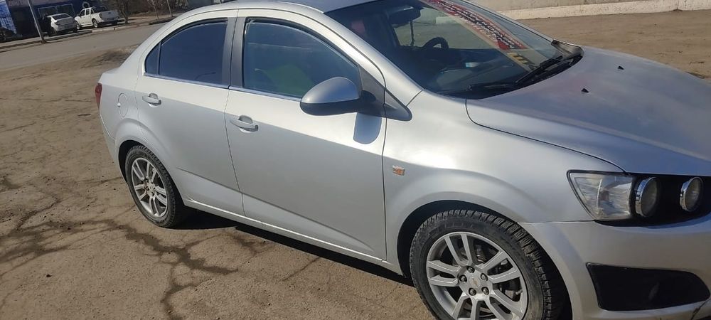 Автомобиль Шевроле Авео