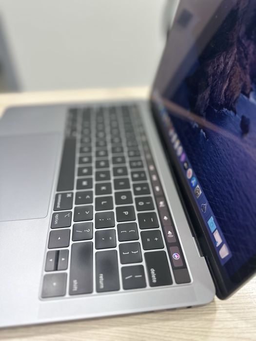 Macbook PRO 2019 / 512 ГБ