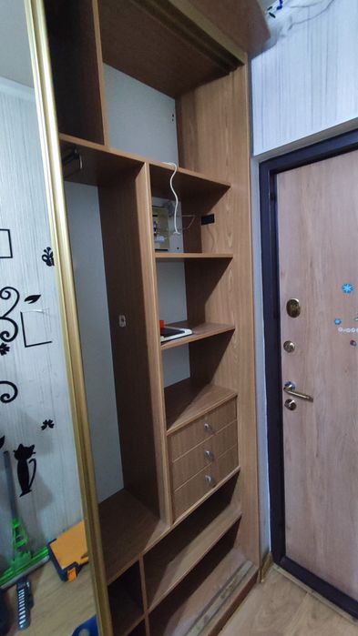 Продам шкаф купе б/у