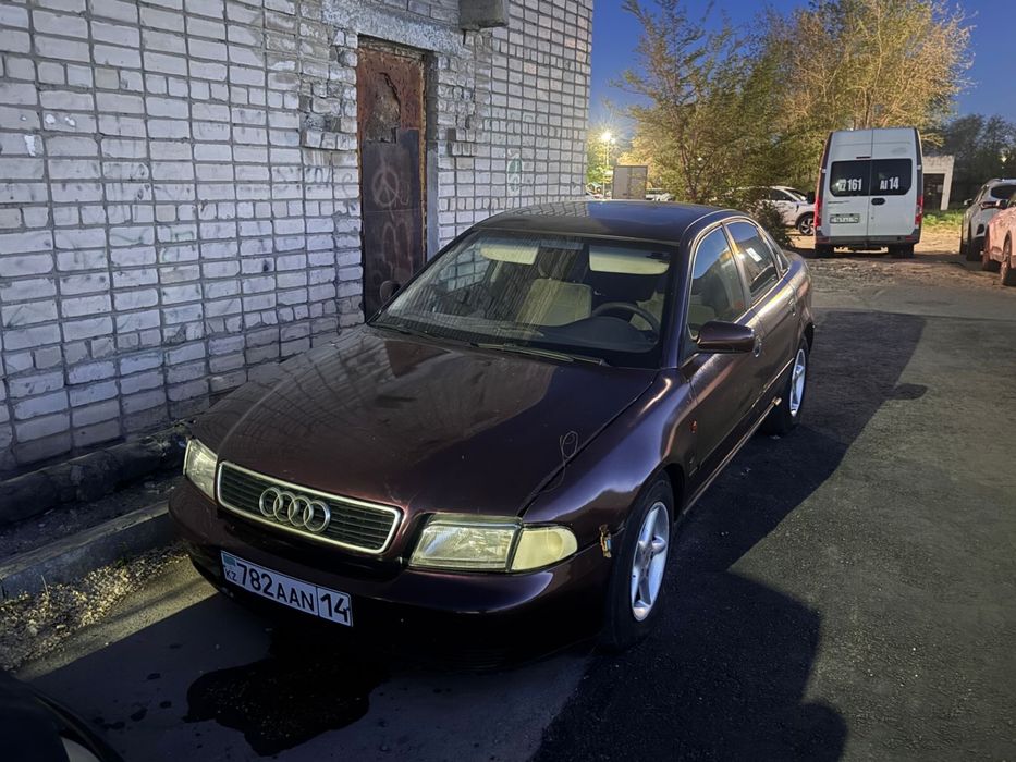 Продам  ауди  а4