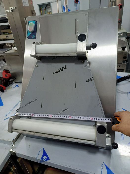 Xamir yoyadigan aparat тесто раскатки testa taskatka