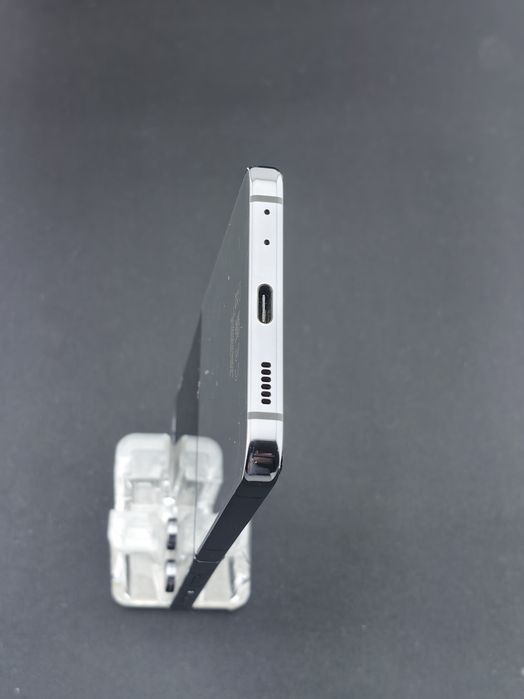Samsung Galaxy Z Flip5 256 GB ID-ggf174