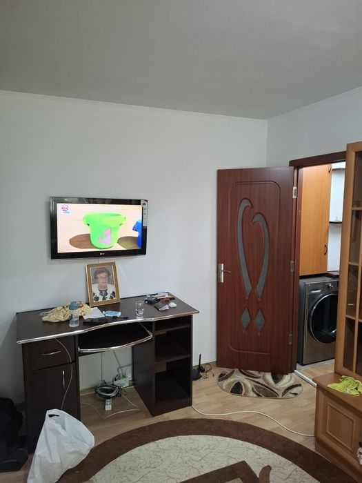 Apartament 2 camere de închiriat – Mircea cel Bătrân, lângă Liceul de Turism