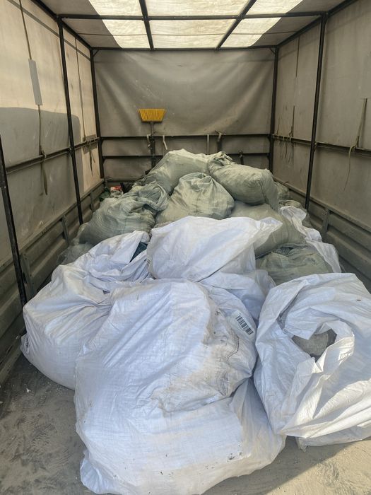 Вывоз мусора с грузчиками