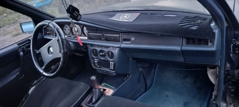 Мерседес 190 w201 в полный разбор