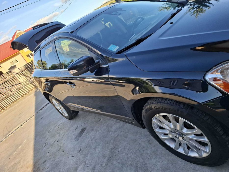 VOLVO XC 60 D5 AWD


# Motorizare 2.4D - 215 CP Diesel