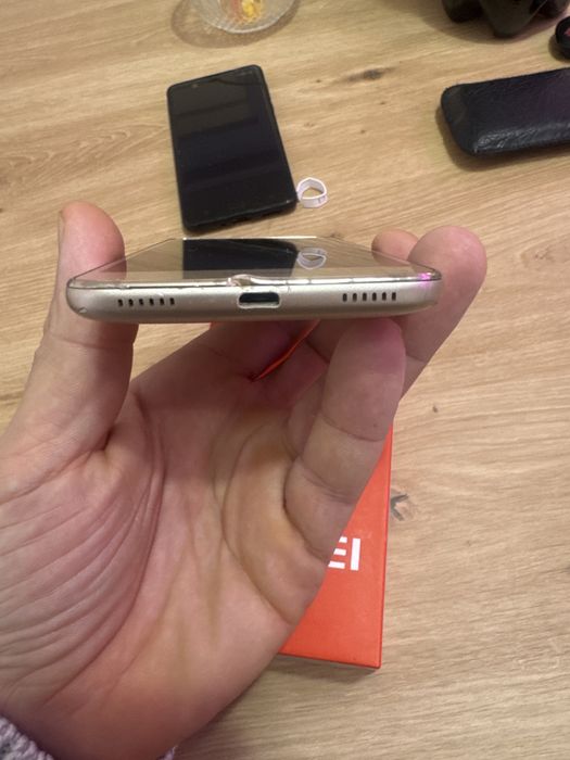 Huawei y6 2017 мобилен телефон