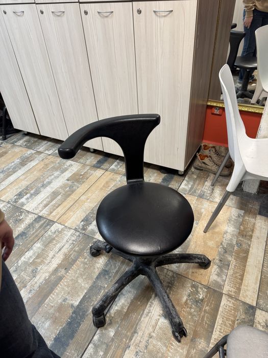 Стол разные диной и шириной