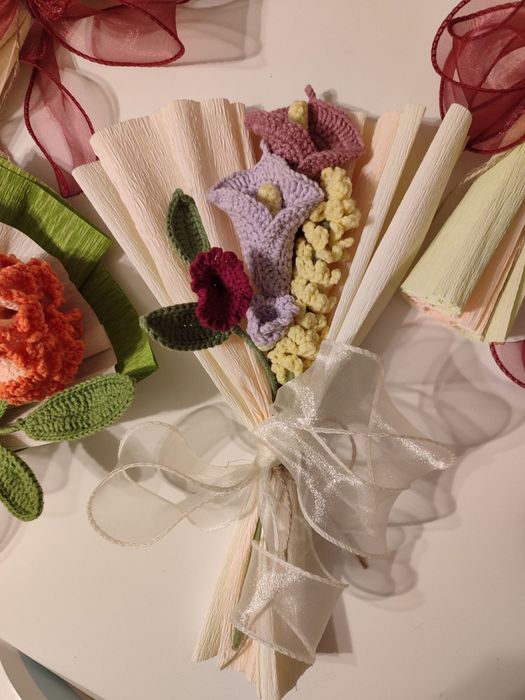 Ръчно изплетени цветя - Handmade flowers - За всякакви поводи