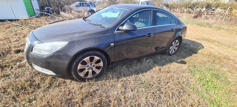 Opel Insignia, на части.