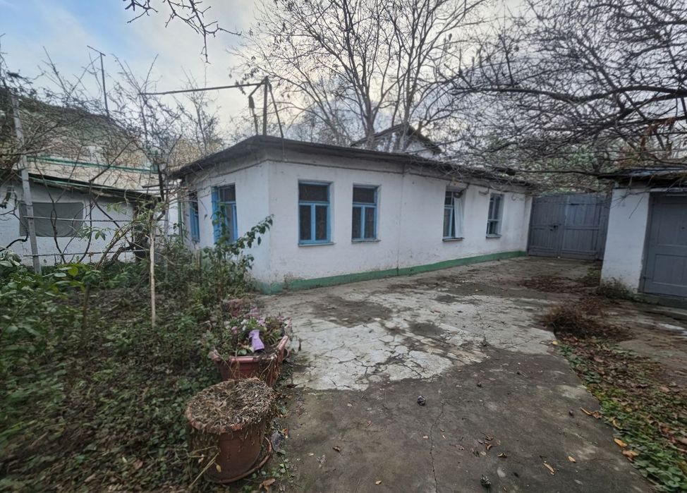 Вдоль дороги Лутфий 3,85 сотки под любой бизнес