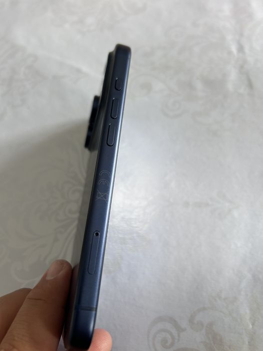 Прдам Iphone 17pro