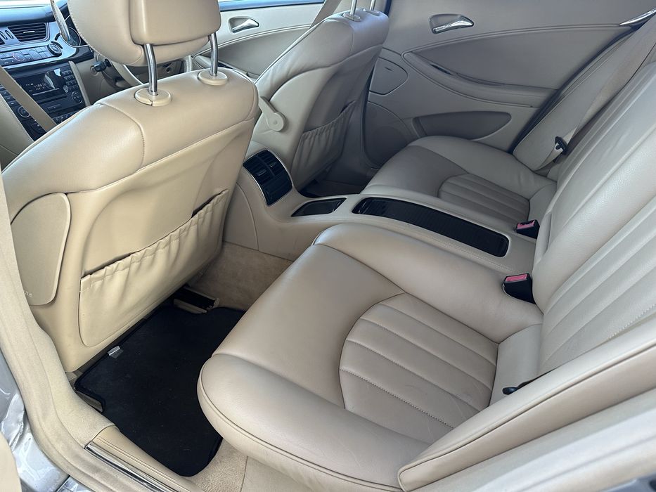 Vând Cls 350 benzina