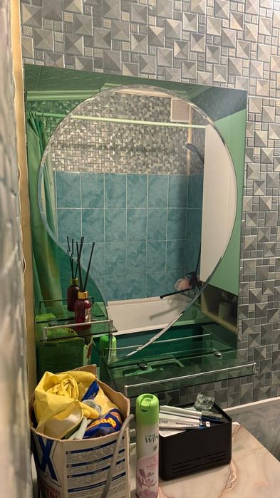 Продается зеркало