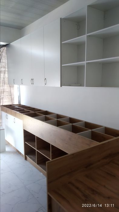 Мебель для магазина