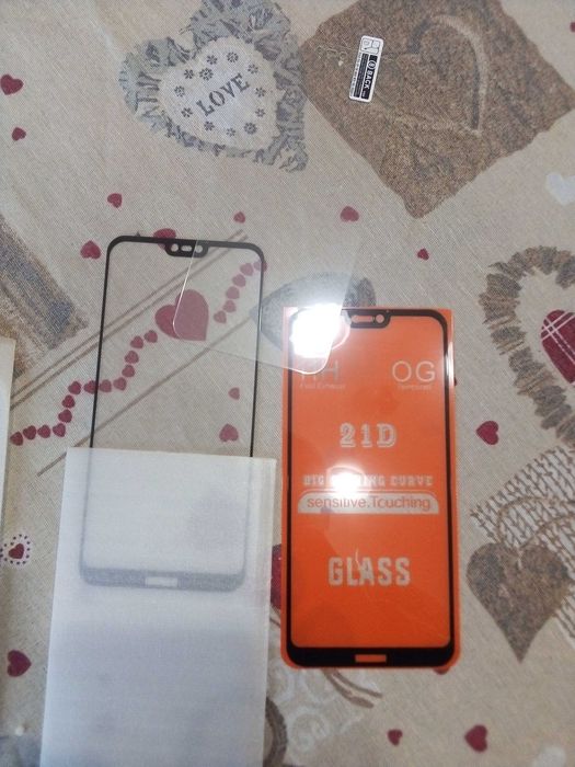 Протектори за huawei p20 lite