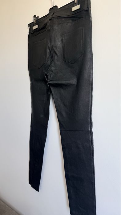 Pantaloni din piele naturală DESA, mărimea 40, noi fără etichetă