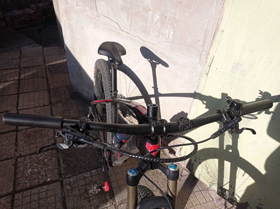 Карбонов хардтейл размер М 29 цола