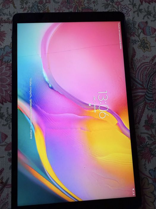 Планшет таб 3 рабочий