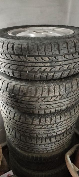 Шины с дисками летние