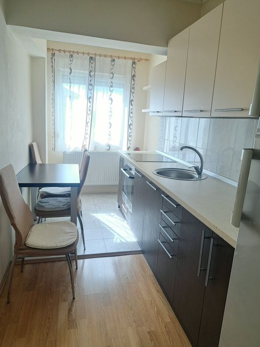 Inchiroez apartament cu 1 camera
