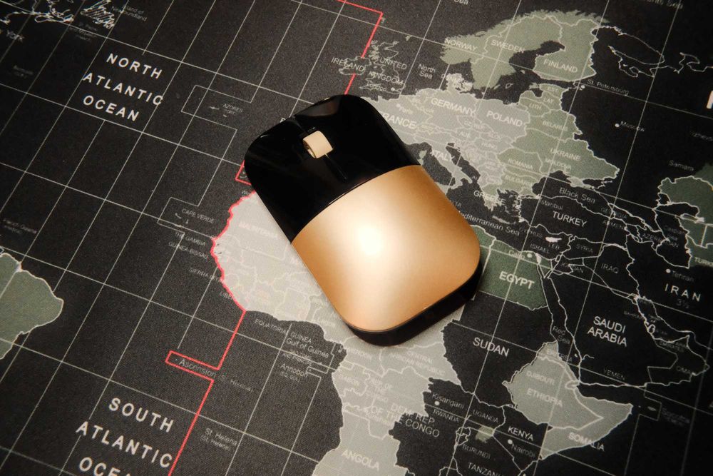 Laptop Lenovo IdeaPad Slim 5 + Accesorii